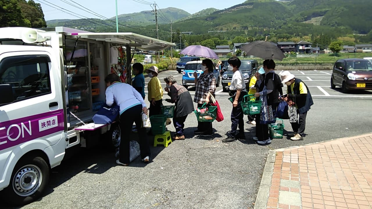 買い物もこれで解決！由布市は憩いの場を創出します